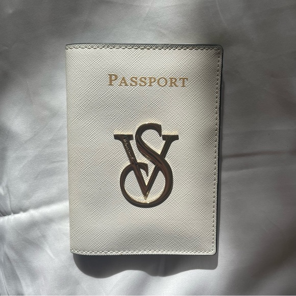 Victoria's Secret Other - Victoria’s Secret White and Gold Passport Holder